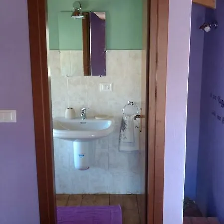 Casetta In Sassi
